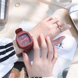 Simple Women Fashion Watches 2022 Ulzzang Brand Square Female Quartz Wristwatches Drop Shipping Sport Clock Relogio Feminino